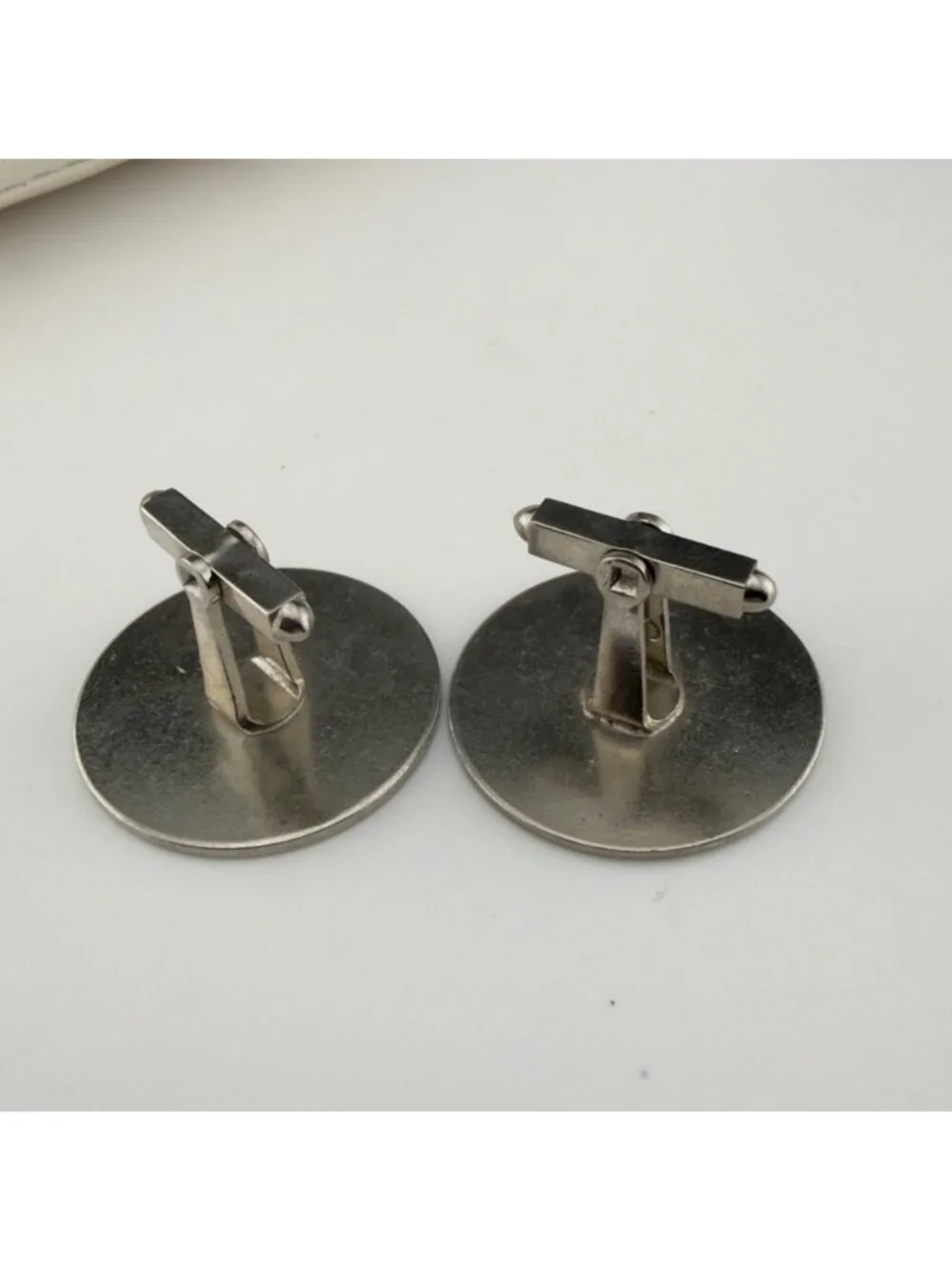 Vintage Round Silver Toned Cufflinks Geometric Pattern Design